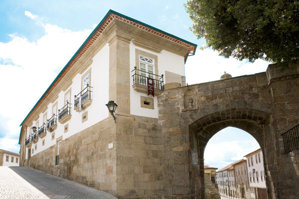 Hotel Montebelo Palácio Dos Melos Historic Viseu